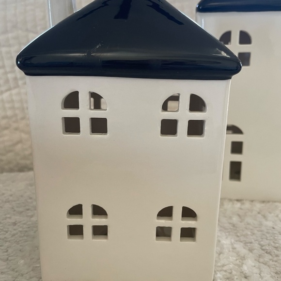 Other - SMALL BLK/WHITE MODERN XMAS VILLAGE HOUSE